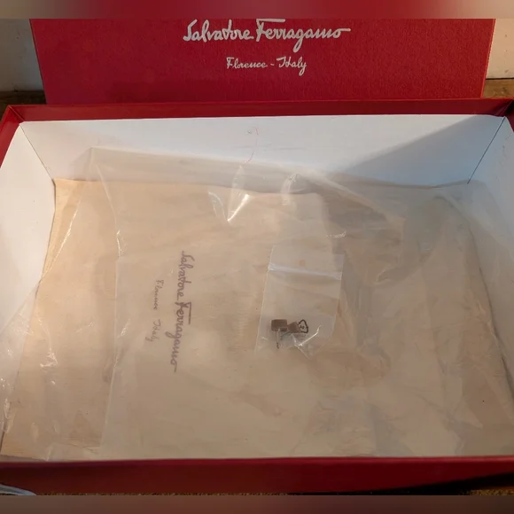 NIB Salvatore Ferragamo Fioretto Satin Purple Striped Slingback Pumps 8.5 - Picture 10 of 11
